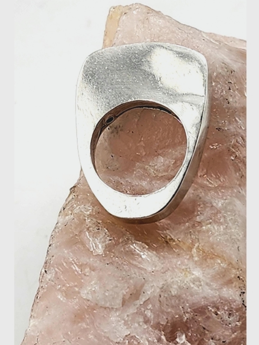 HALLOW GEOMETRIC RING HANDMADE IN RECYCLED STERLING SILVER METAL SIZE 8.5